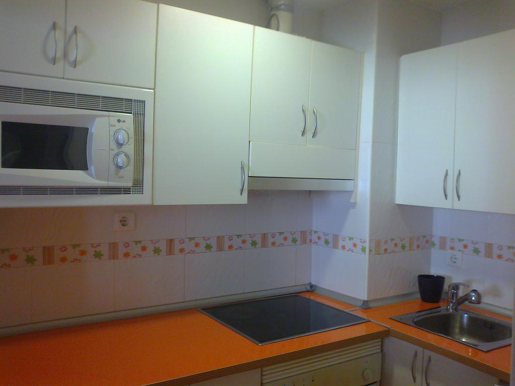 Apartamentos Bahia De Huelin Malaga Luaran gambar